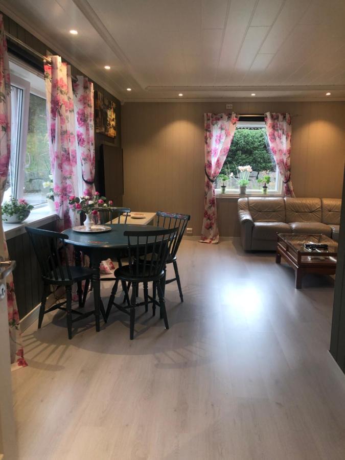 륑달 Den Gule Huset 아파트 외부 사진